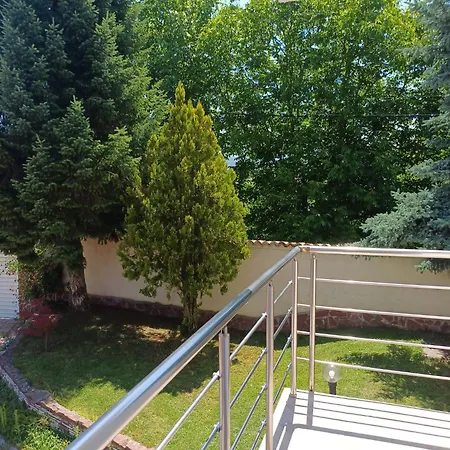 Nyaraló Villekulla